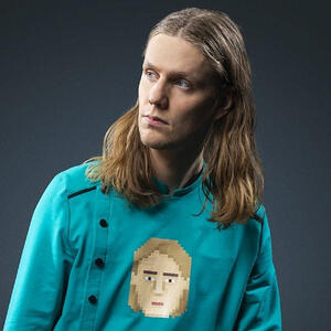 a photo of dadi freyr